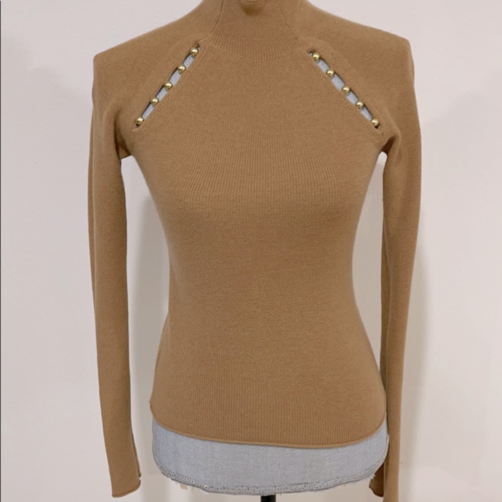 Alice and Olivia camel sweater wool w gold beads M